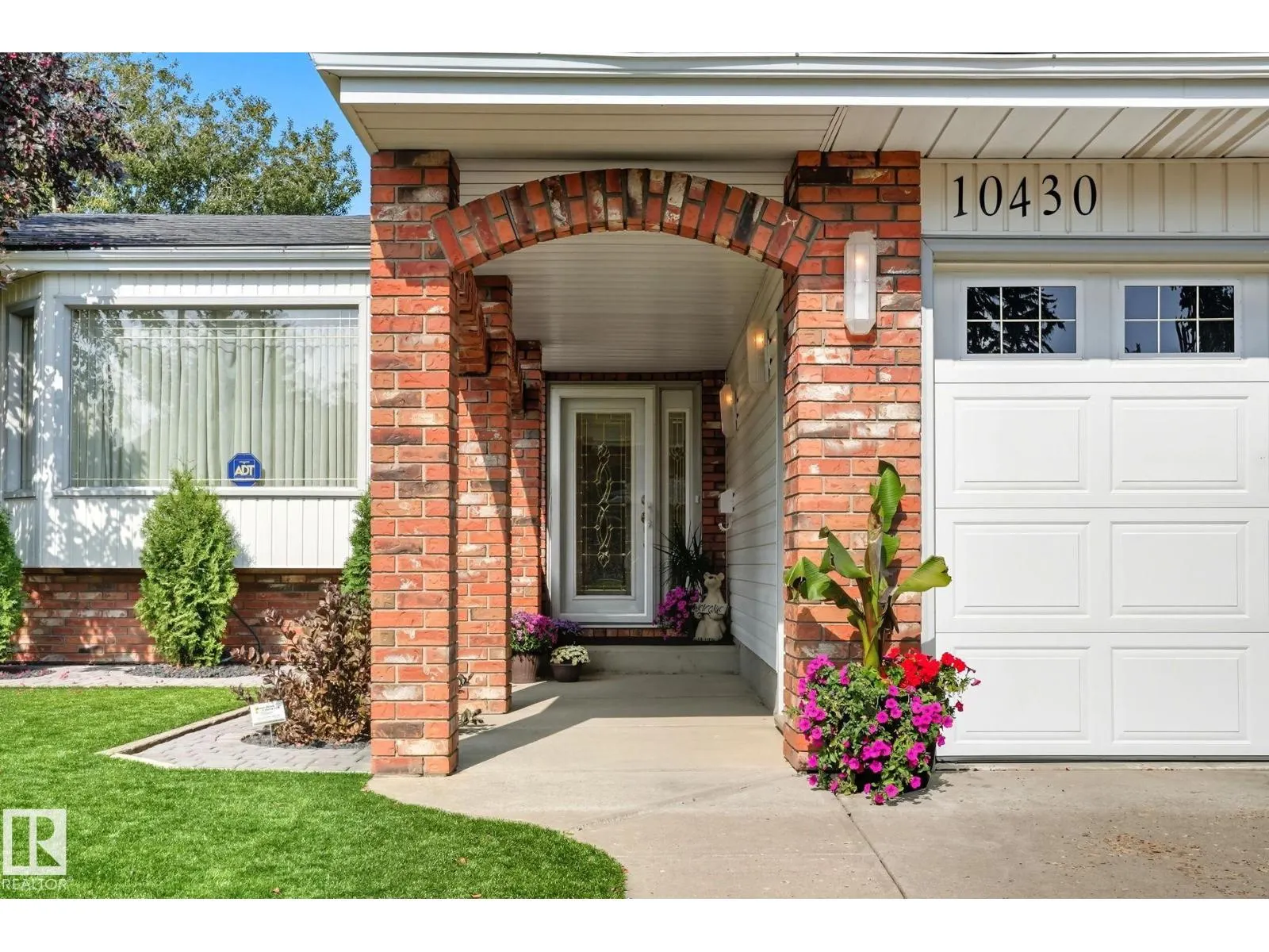 10430 31A AV NW
