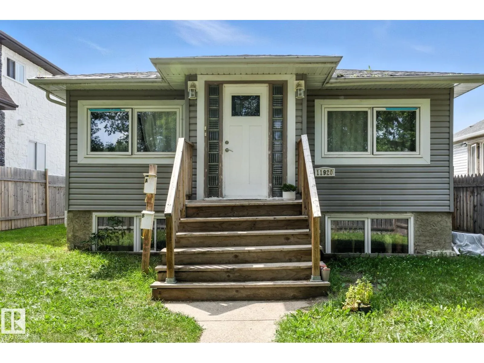 11920 71 ST NW