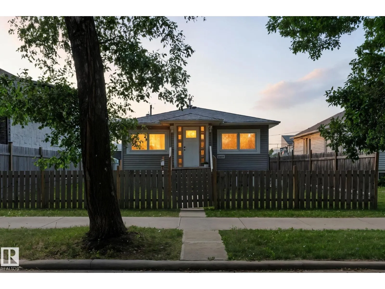 11920 71 ST NW