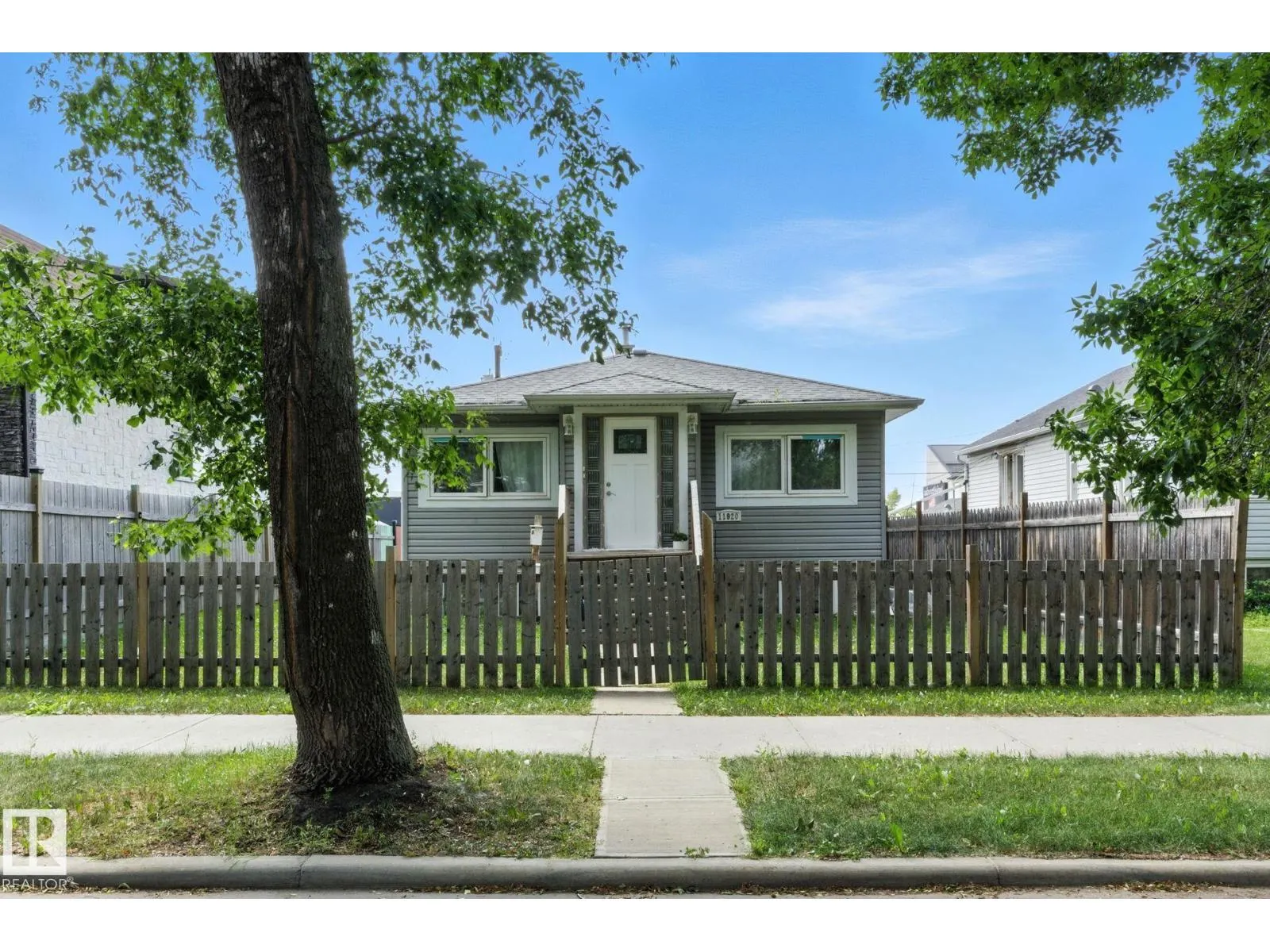 11920 71 ST NW