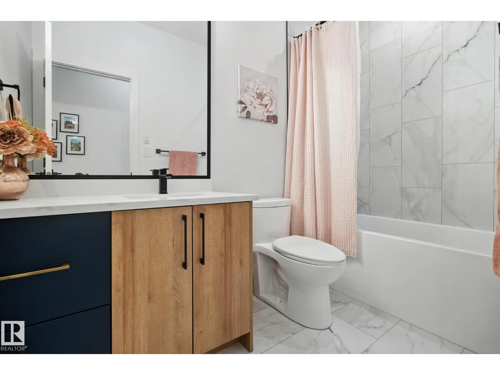 50 GRASSVIEW CR