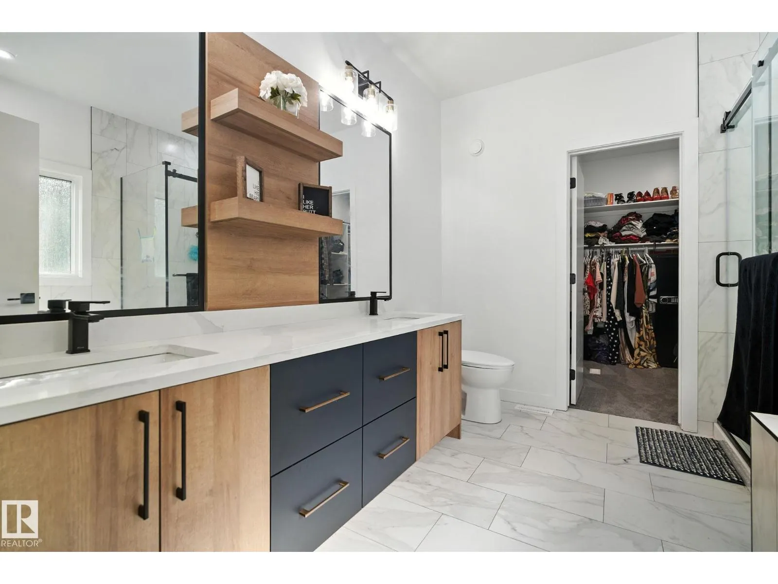 50 GRASSVIEW CR