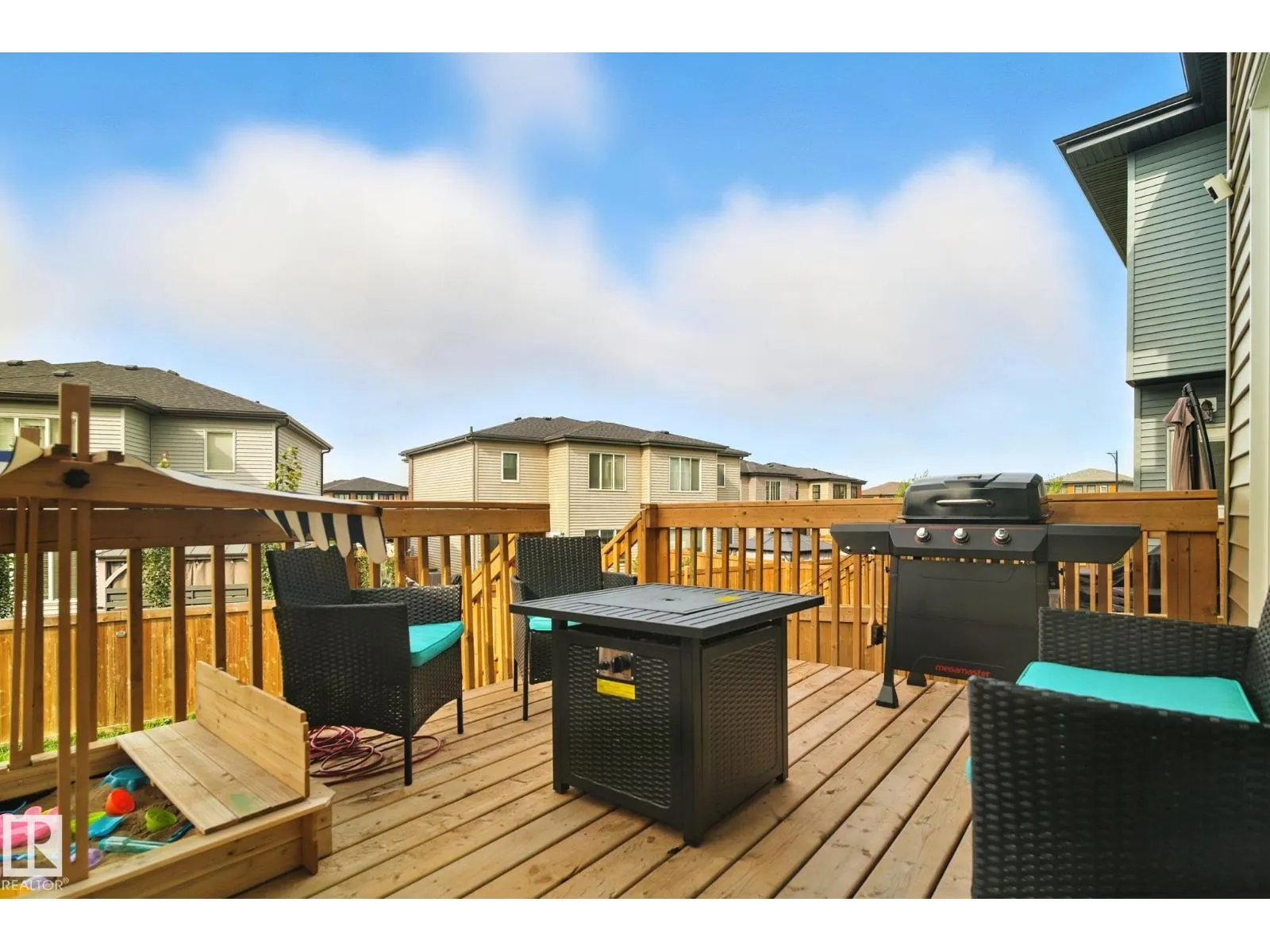 50 GRASSVIEW CR