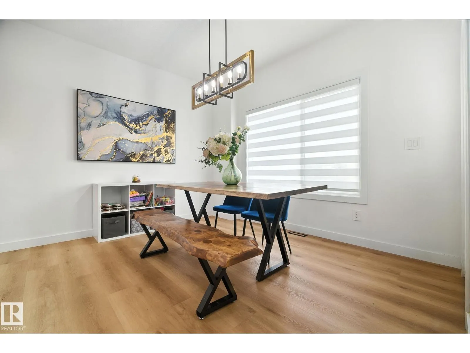 50 GRASSVIEW CR