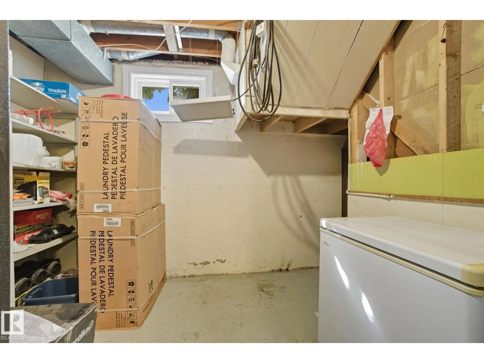 13612 135 ST NW