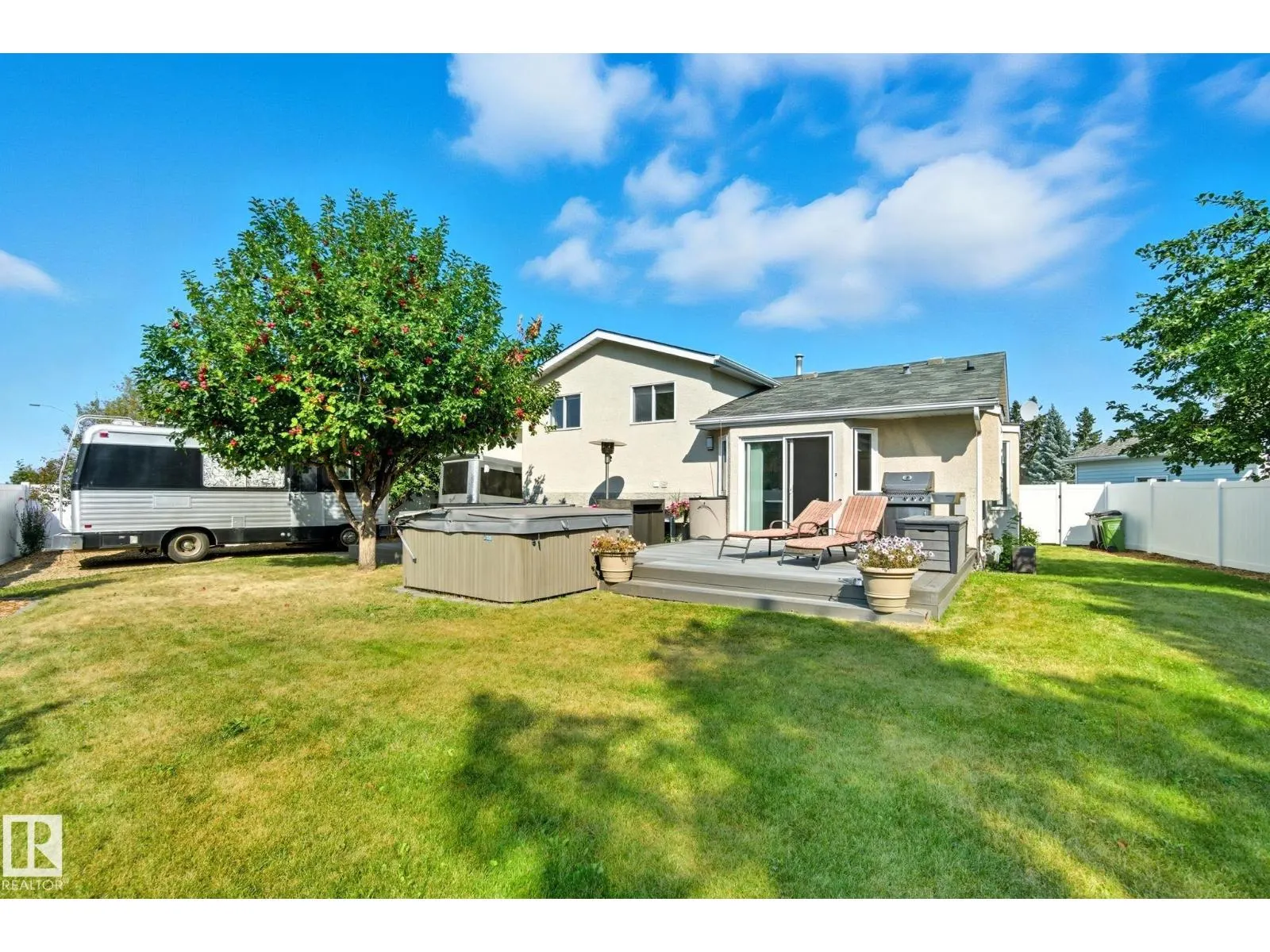 4003 18 AV NW