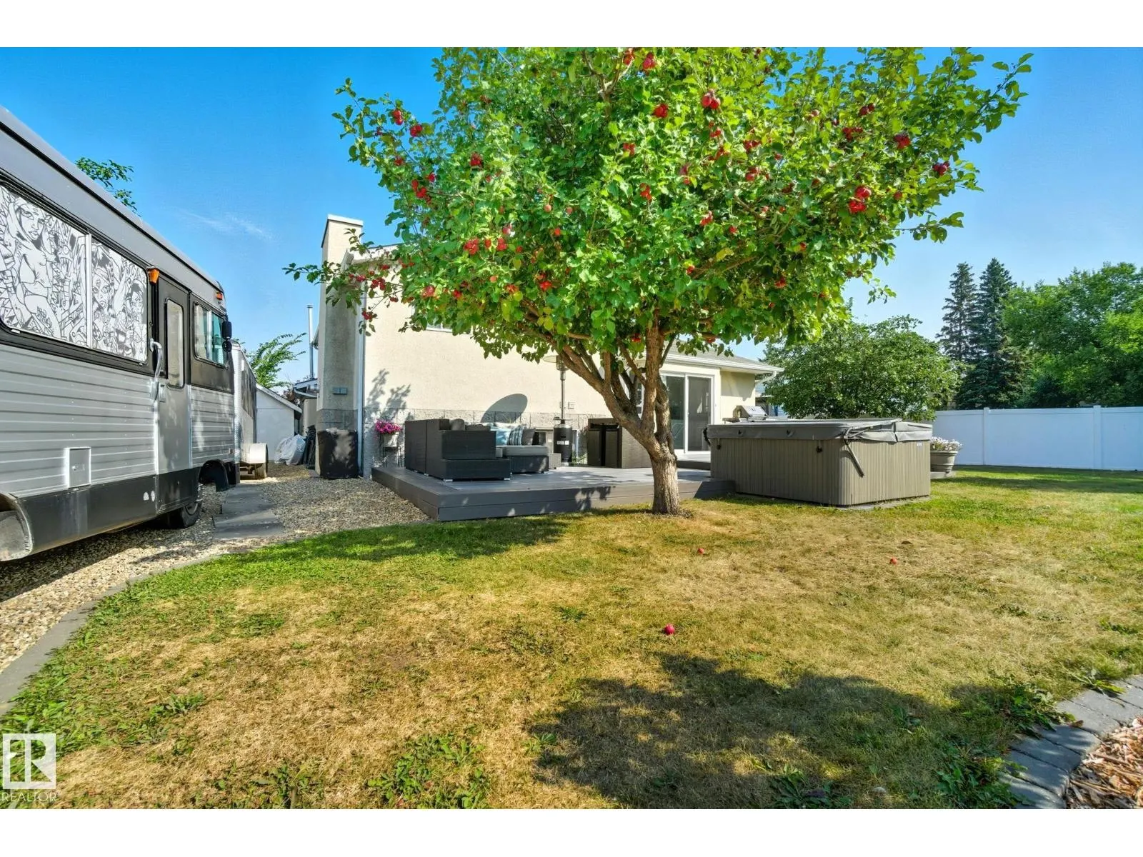 4003 18 AV NW