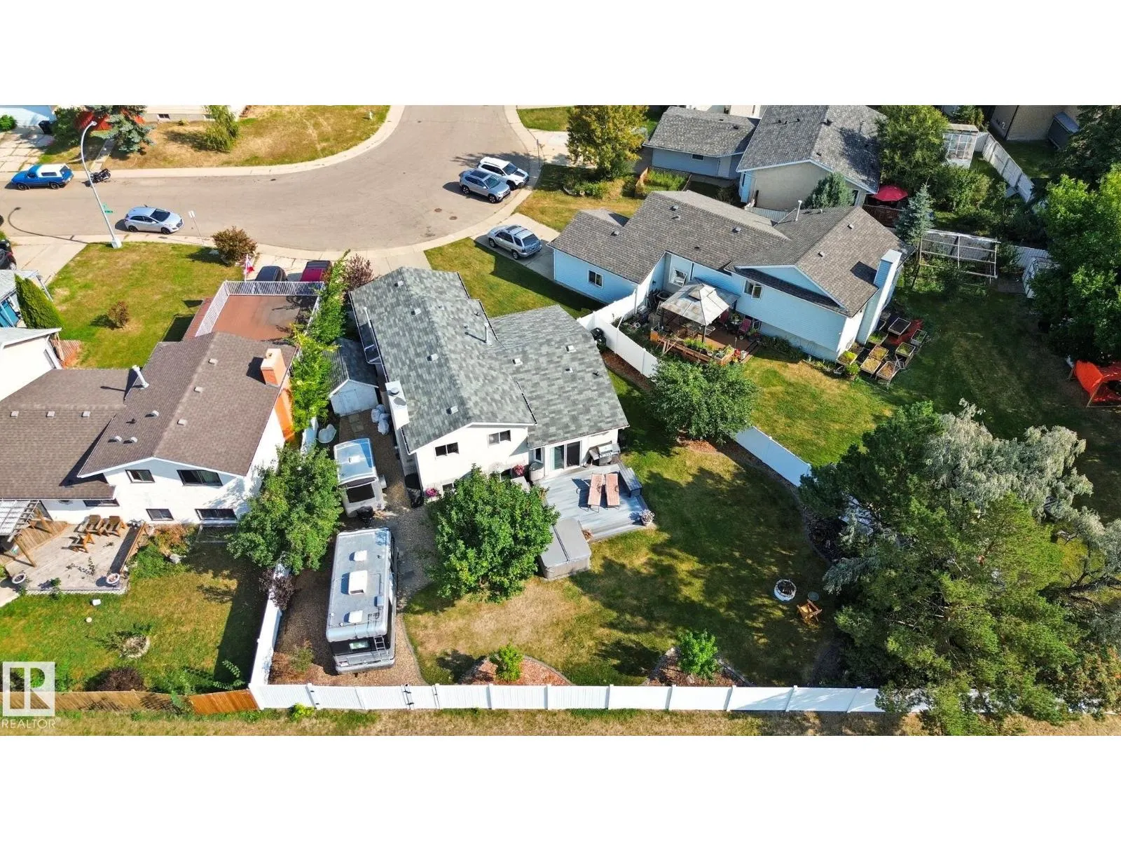 4003 18 AV NW