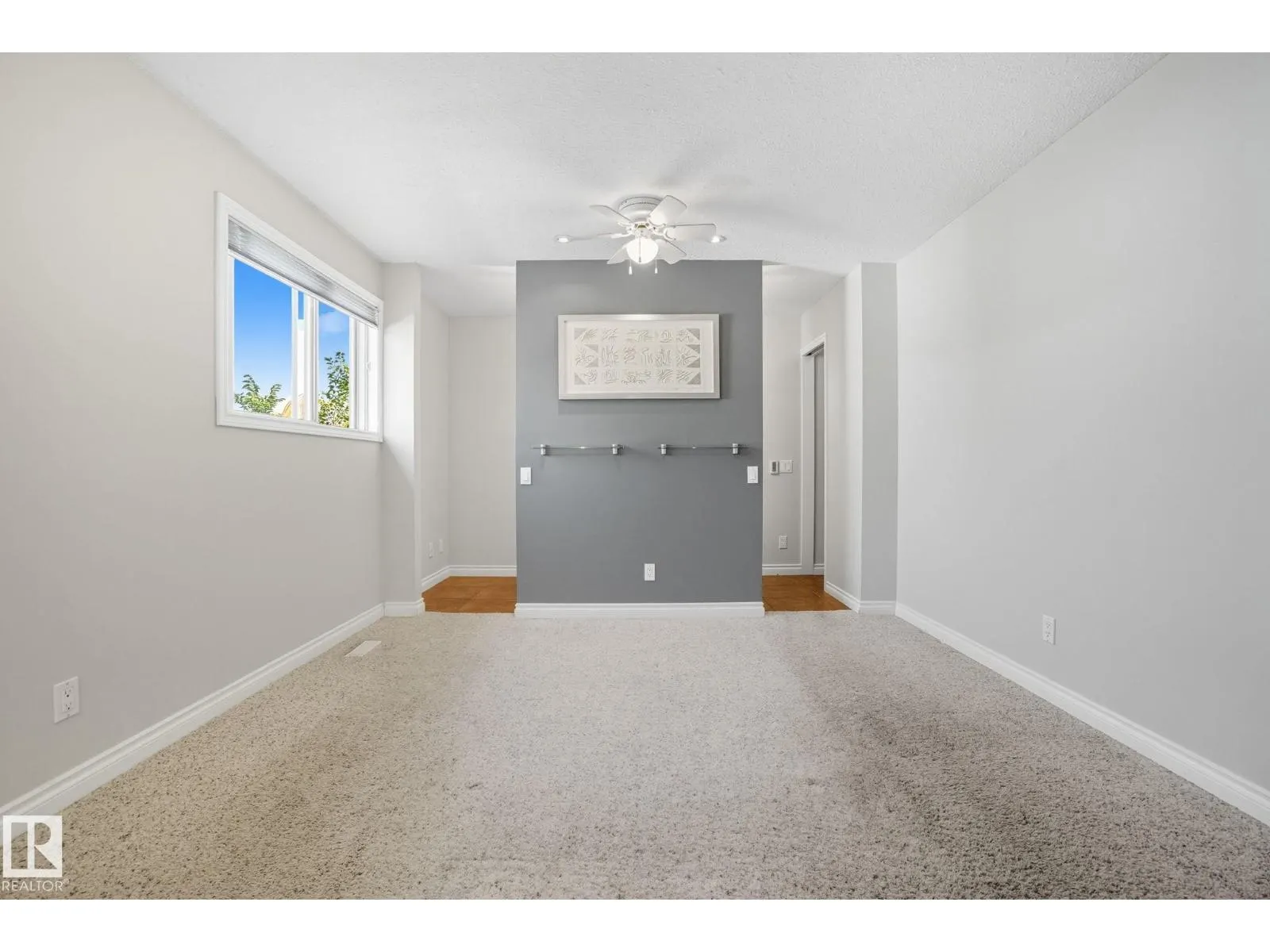 4003 18 AV NW