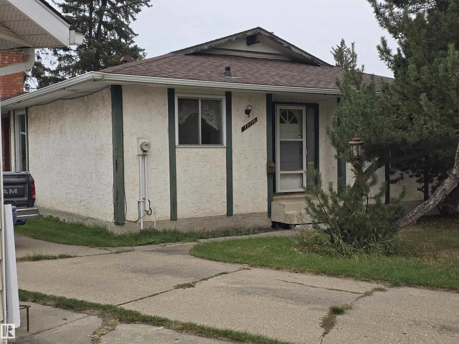 17116 81 AV NW