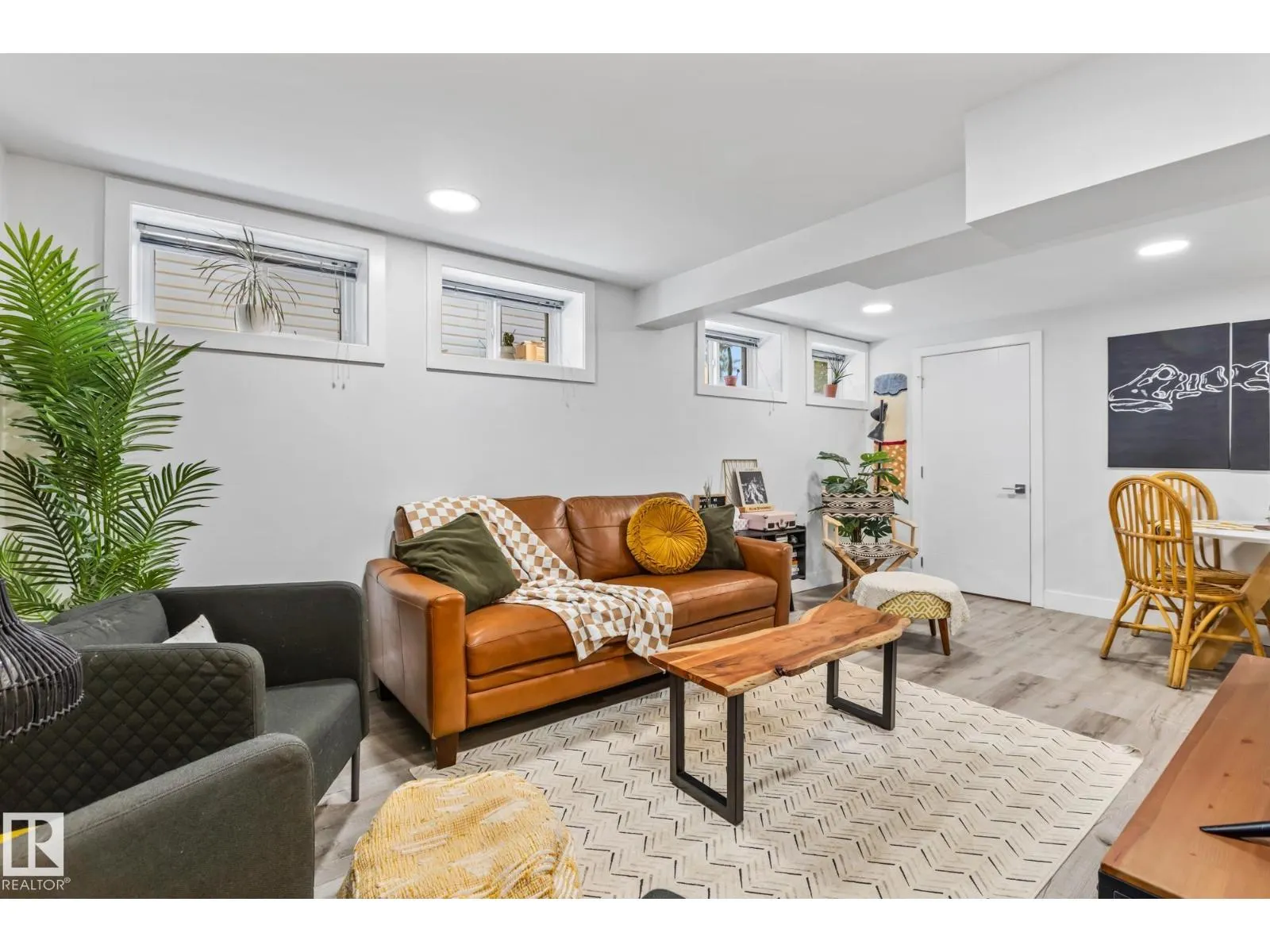 11420 112 AV NW