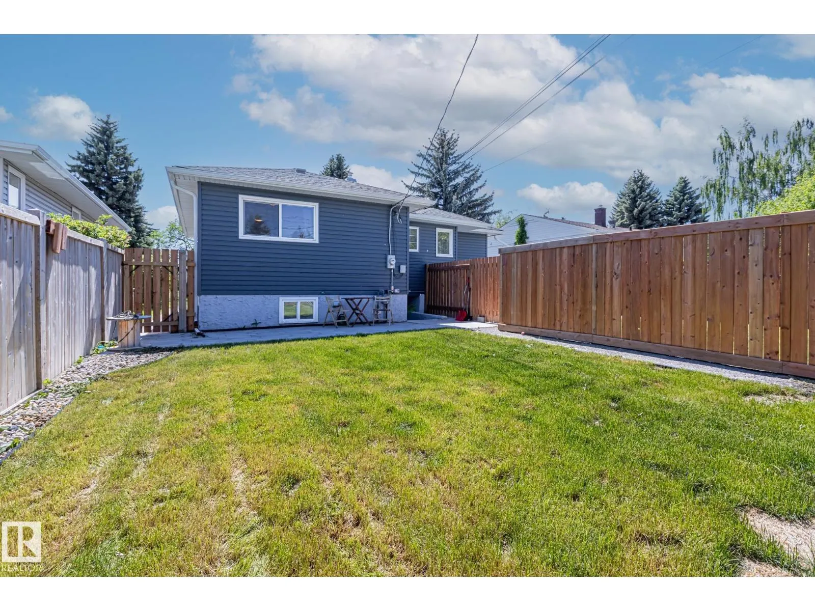 11420 112 AV NW