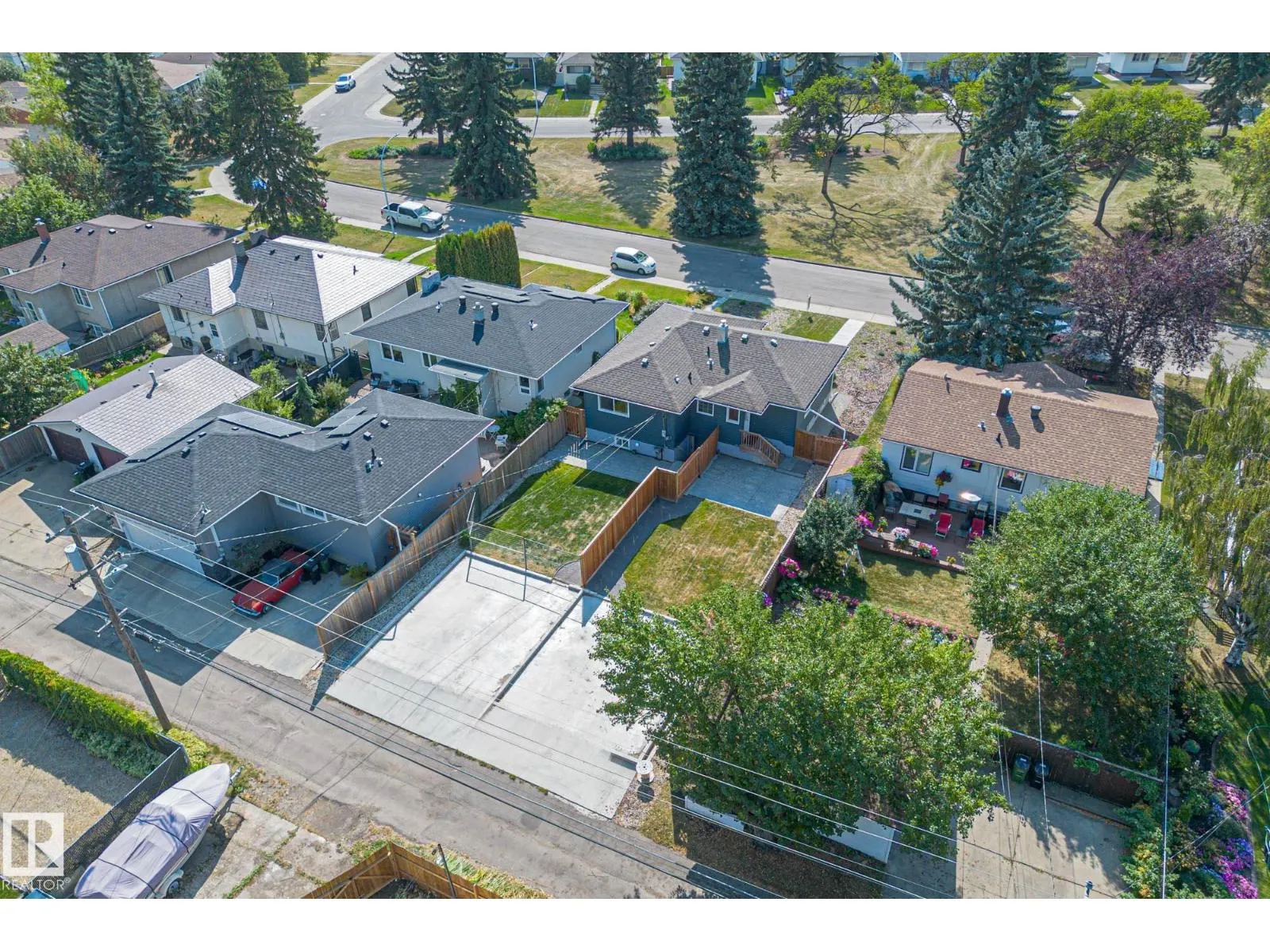 11420 112 AV NW