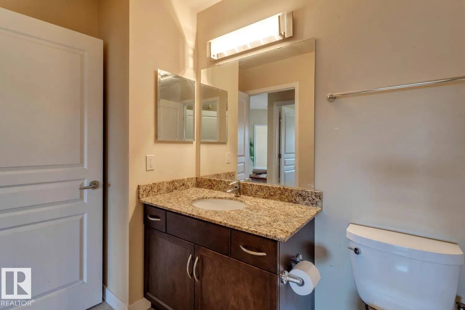 #426 2045 GRANTHAM CT NW