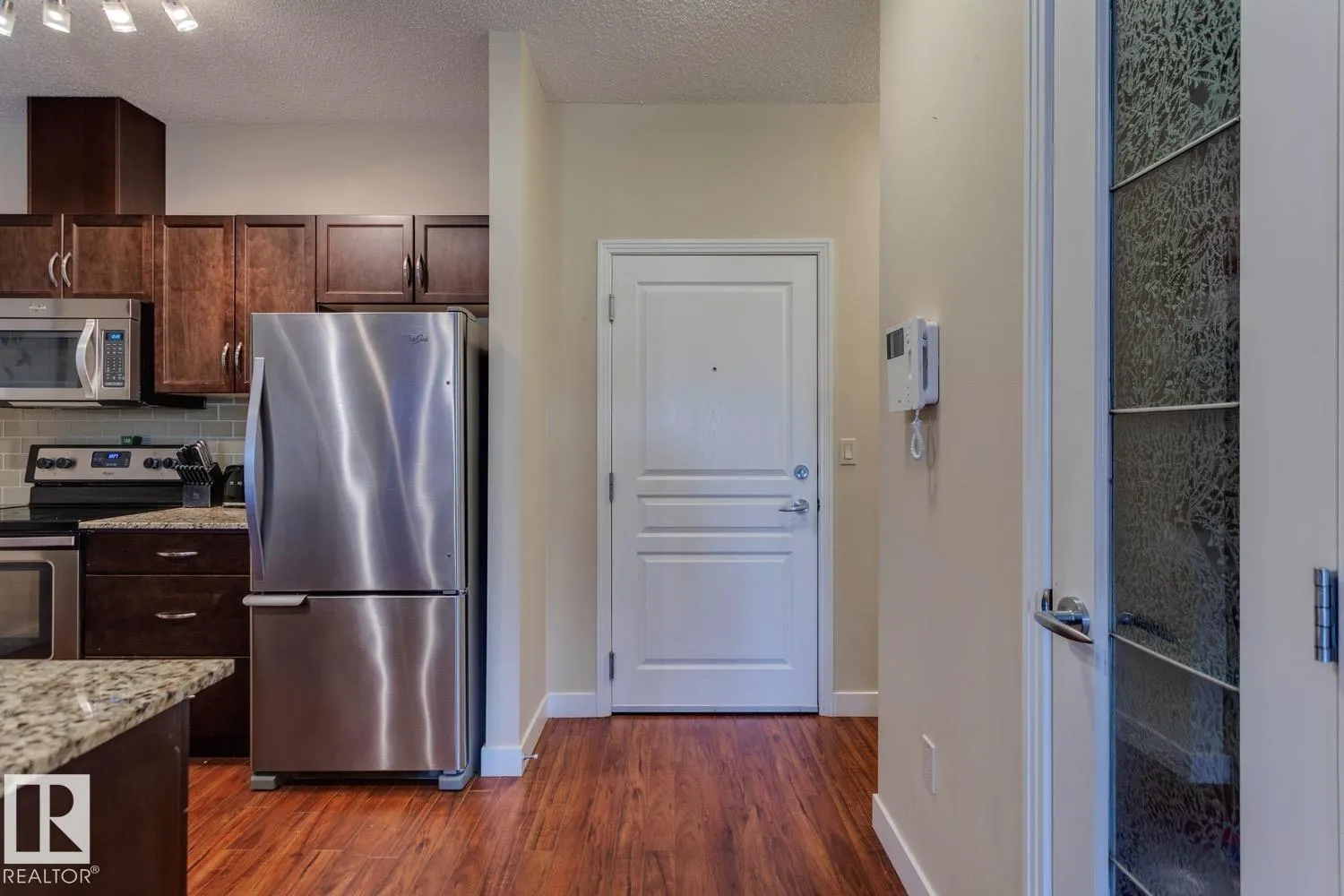 #426 2045 GRANTHAM CT NW