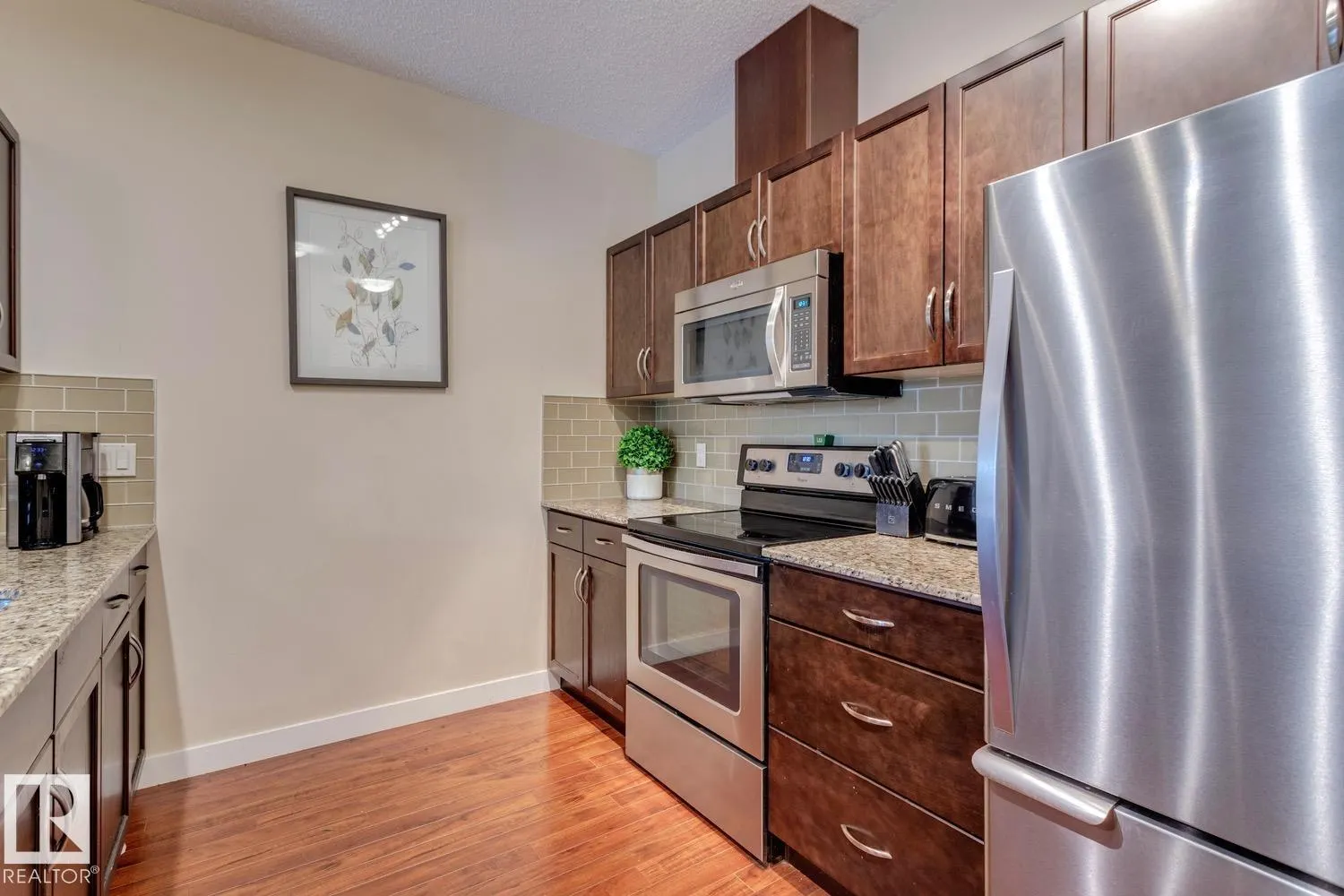 #426 2045 GRANTHAM CT NW