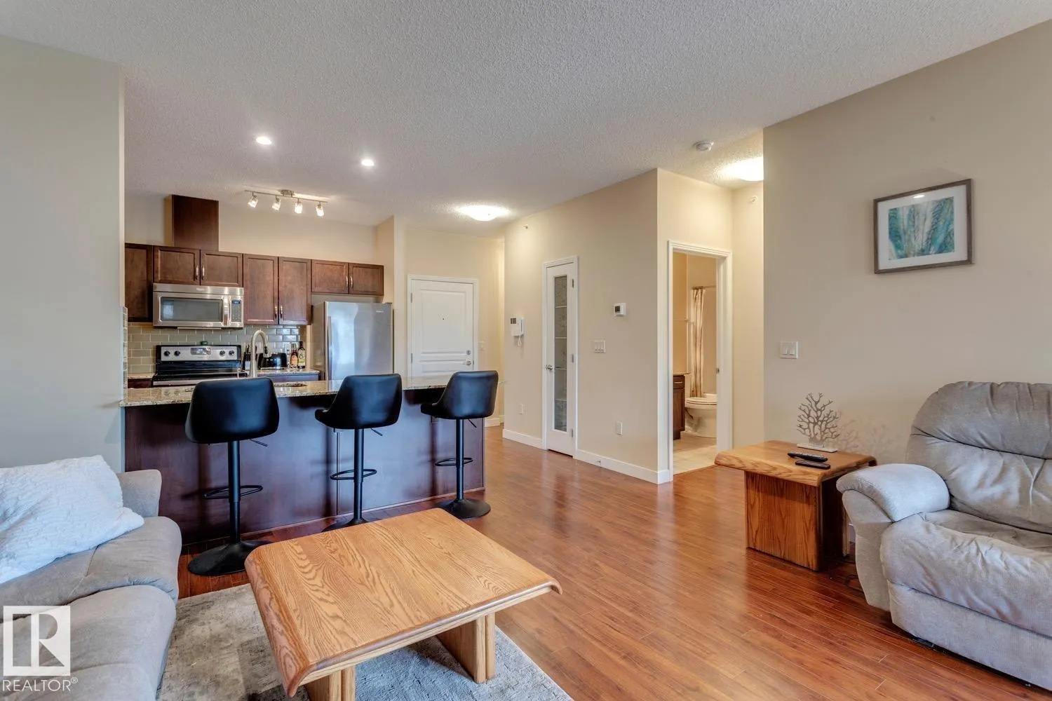 #426 2045 GRANTHAM CT NW