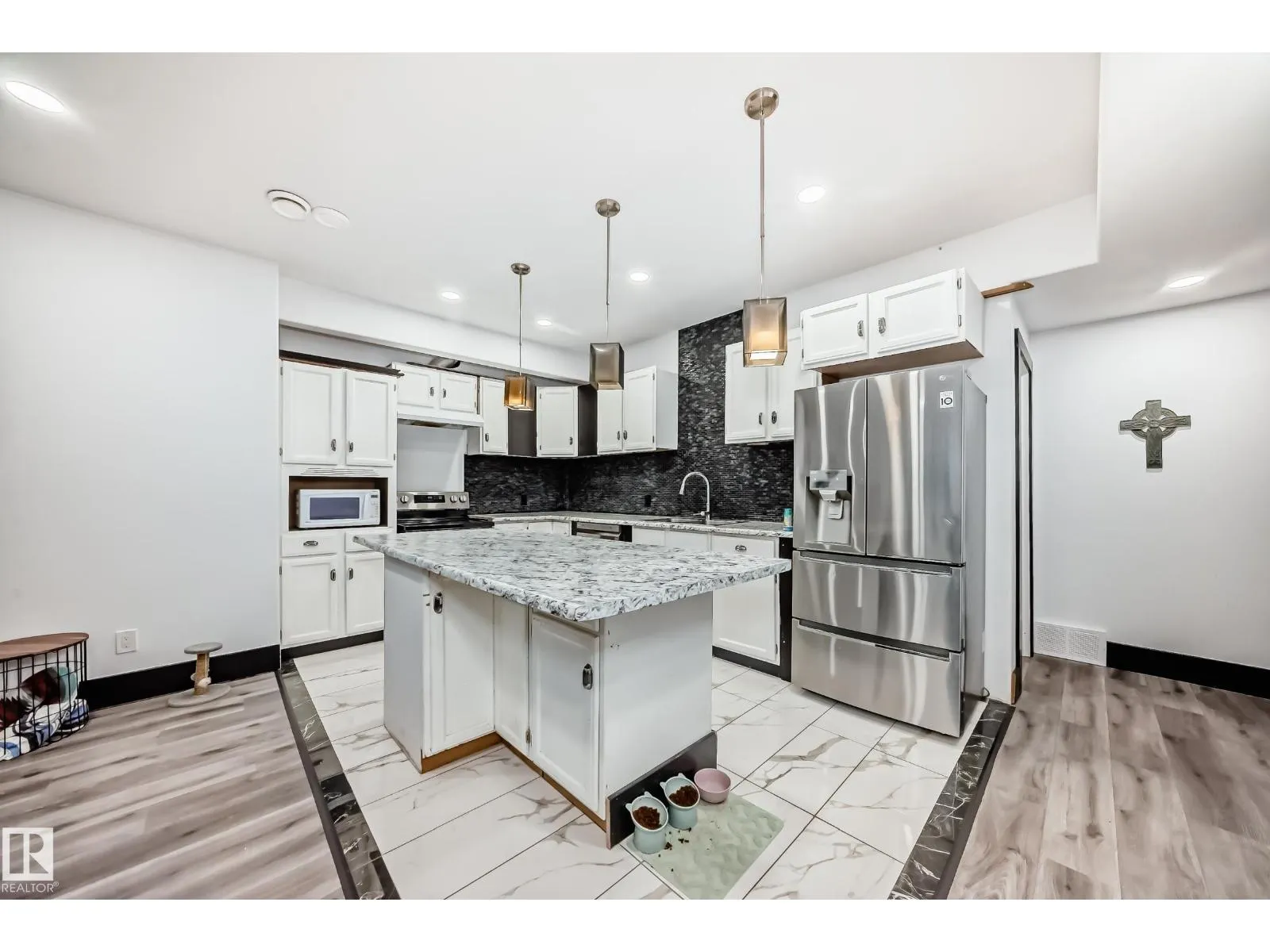 128 Houle DR