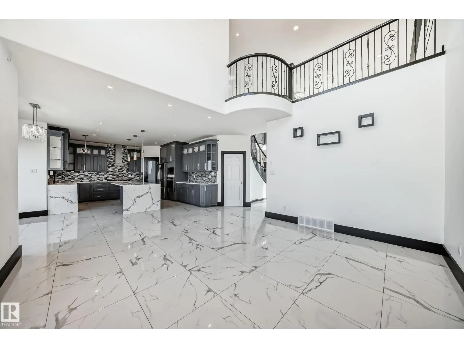 128 Houle DR