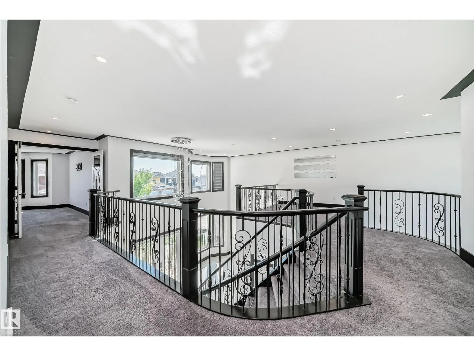 128 Houle DR