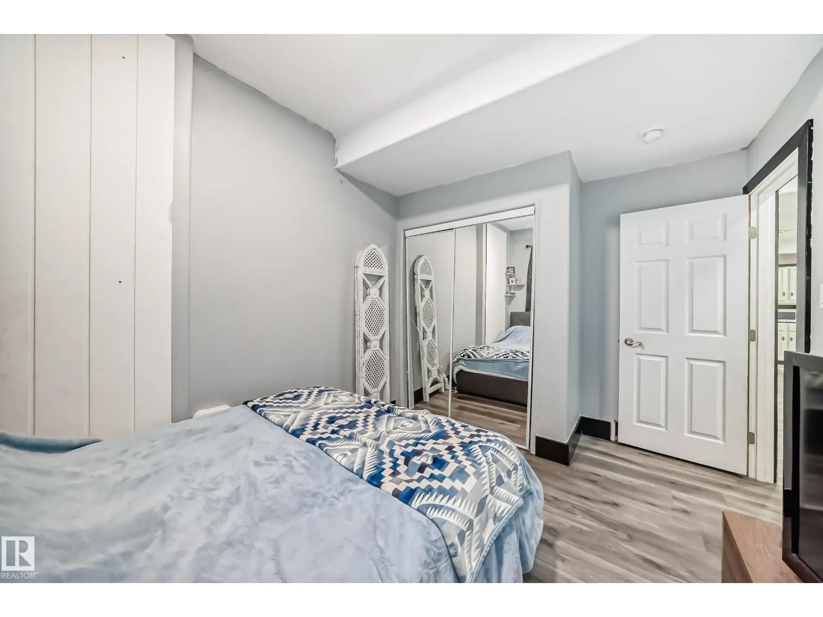 128 Houle DR