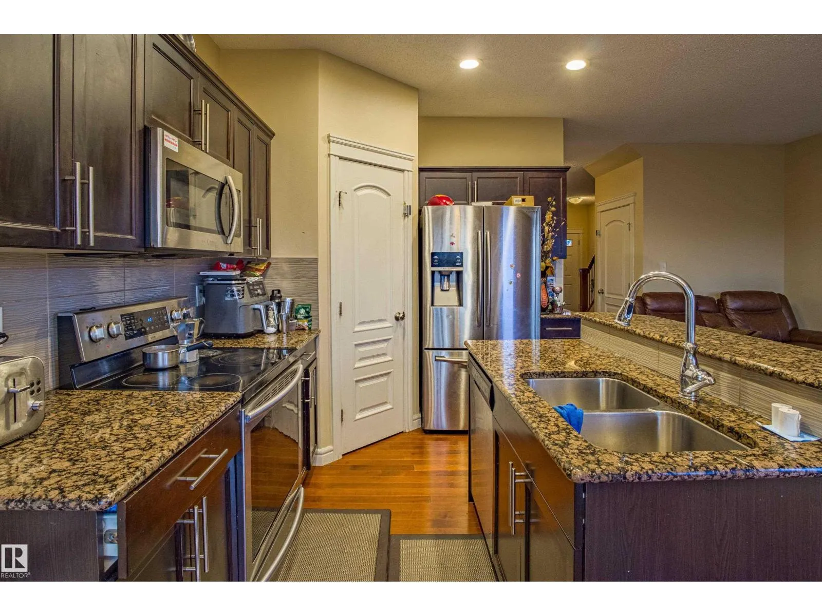 17091 38 Street NW