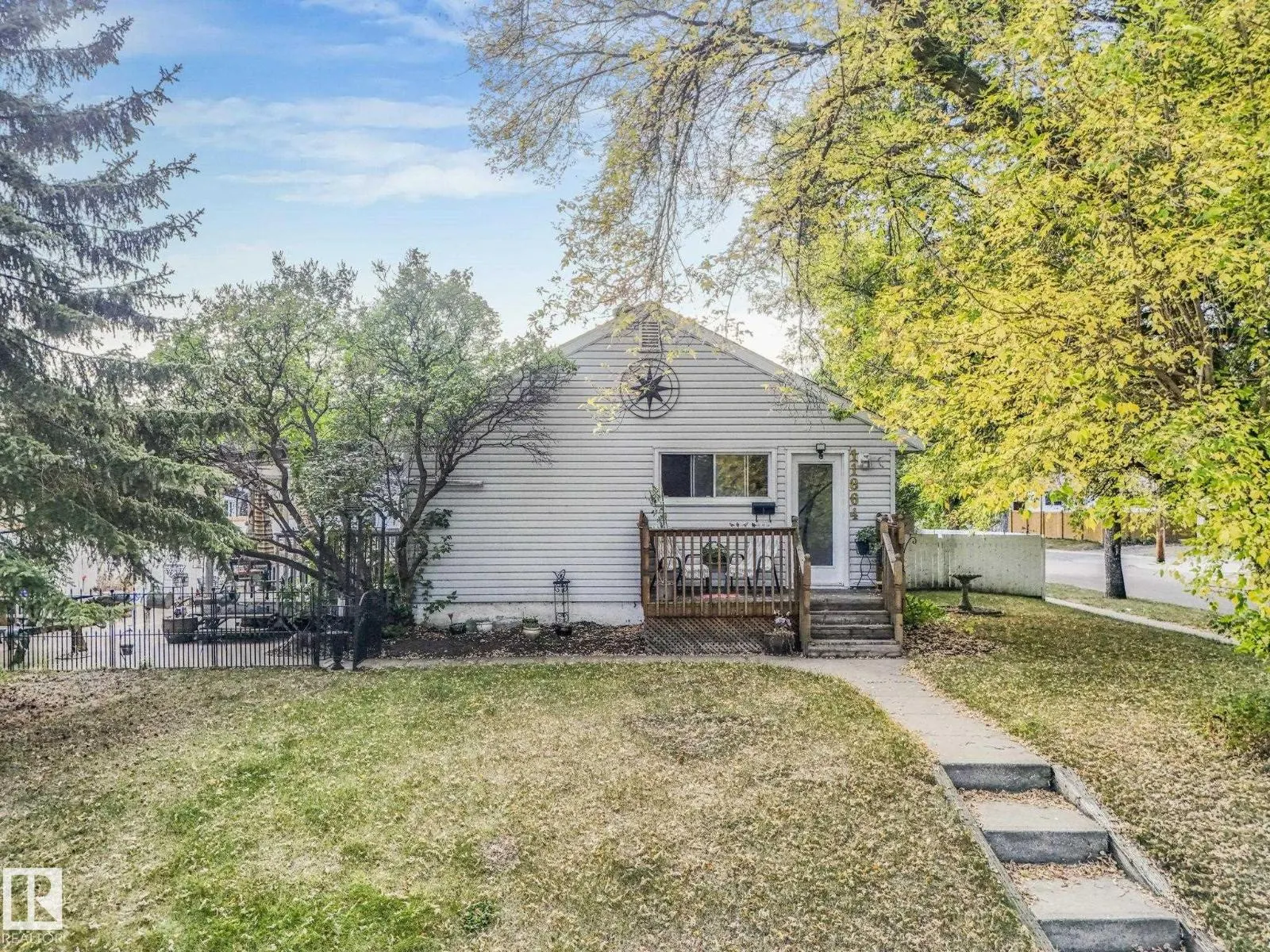 11864 58 ST NW
