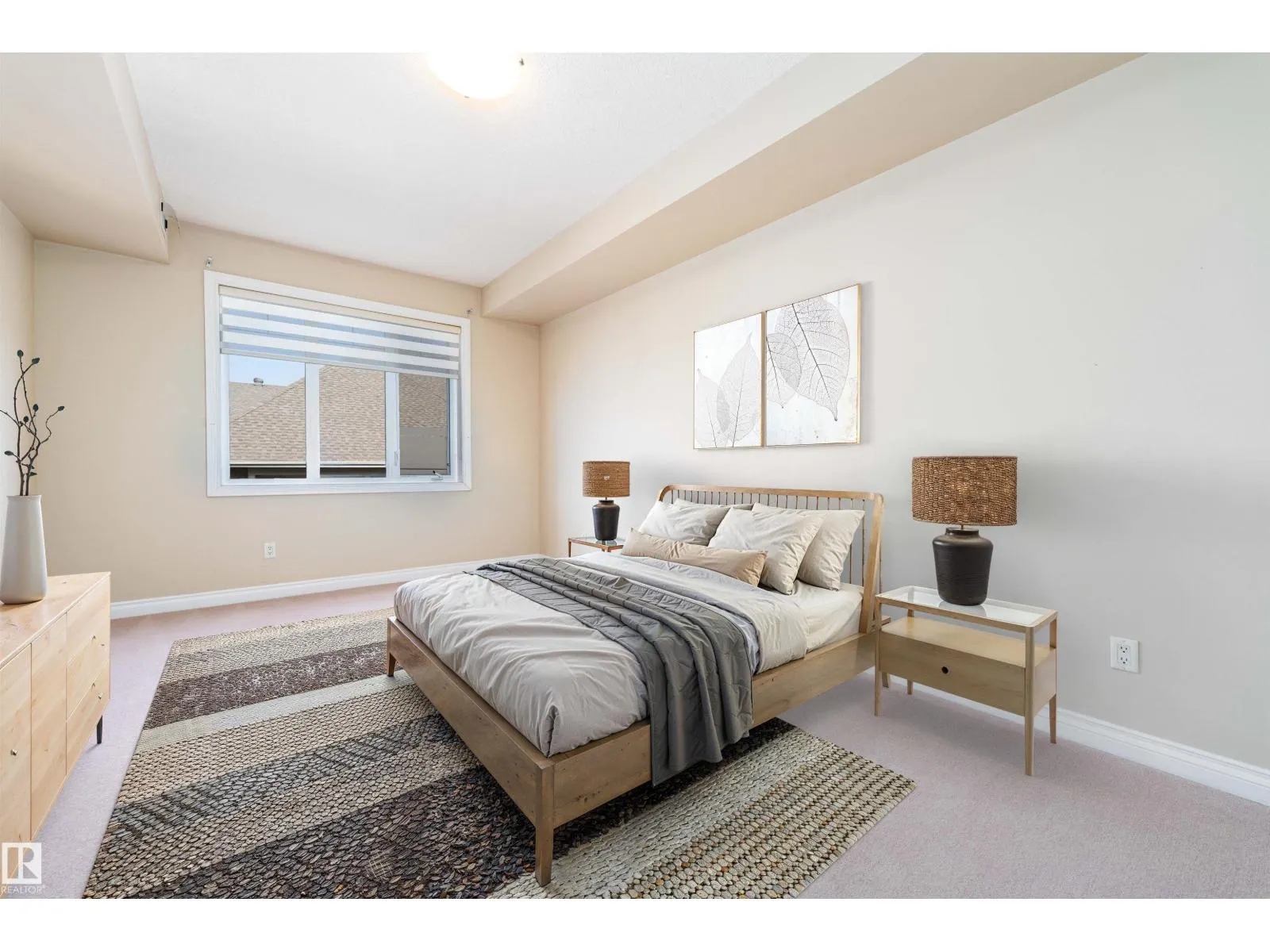 #419 12408 15 AV SW