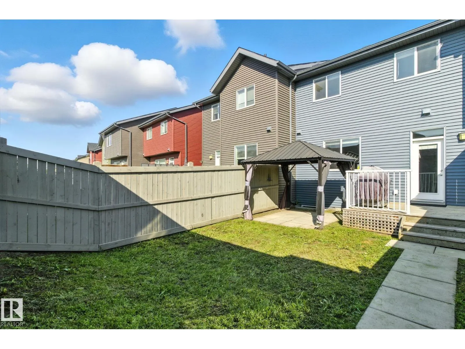 6088 ROSENTHAL WY NW