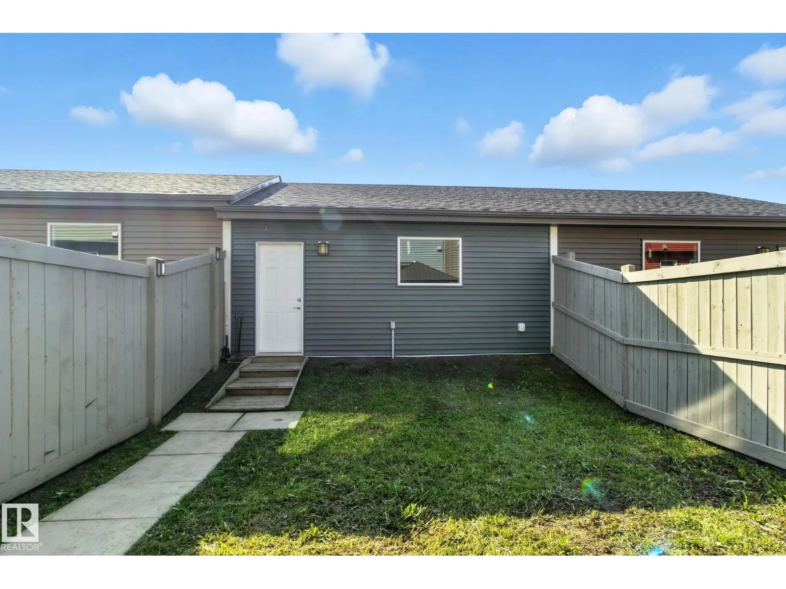 6088 ROSENTHAL WY NW