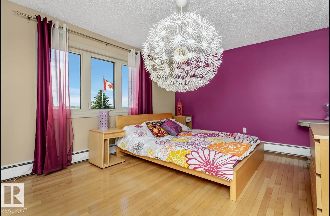 53310 RR 221 229 Hunter’s Hill NW