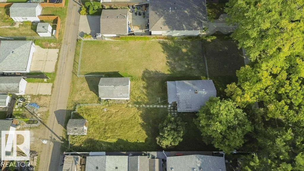 12024 56 ST NW
