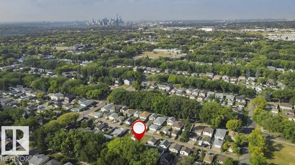 12024 56 ST NW