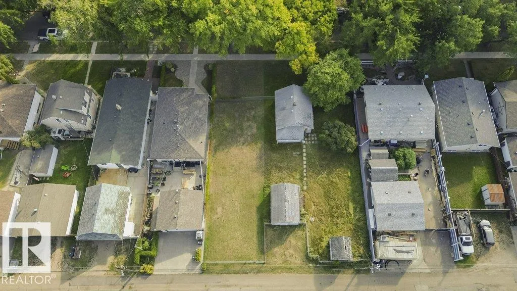 12024 56 ST NW