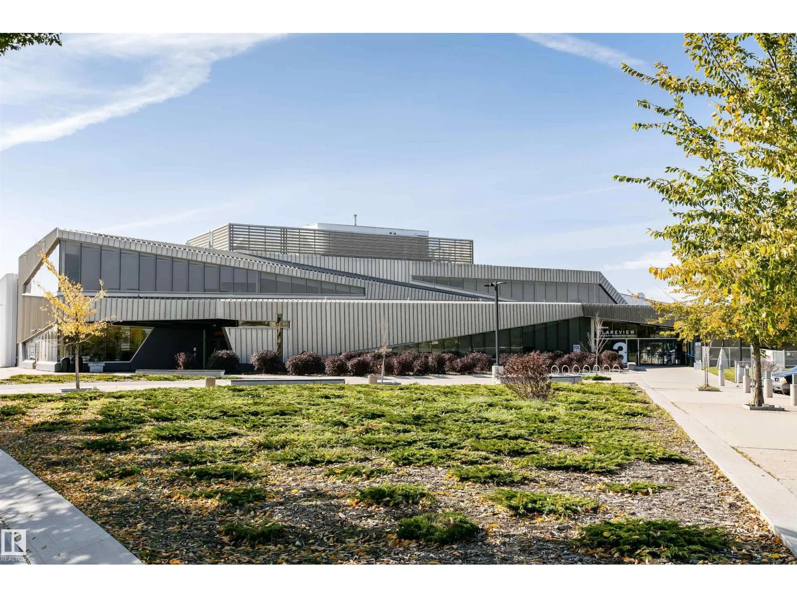 #1-307 4245 139 AV NW