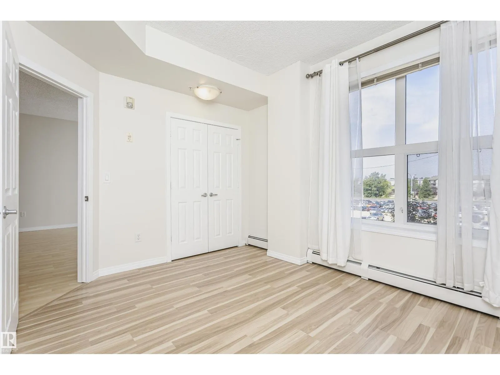 #1-307 4245 139 AV NW