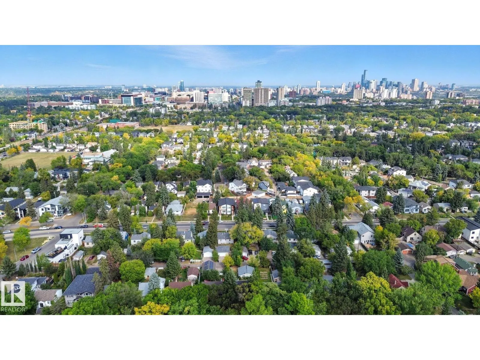 11222 71 AV NW