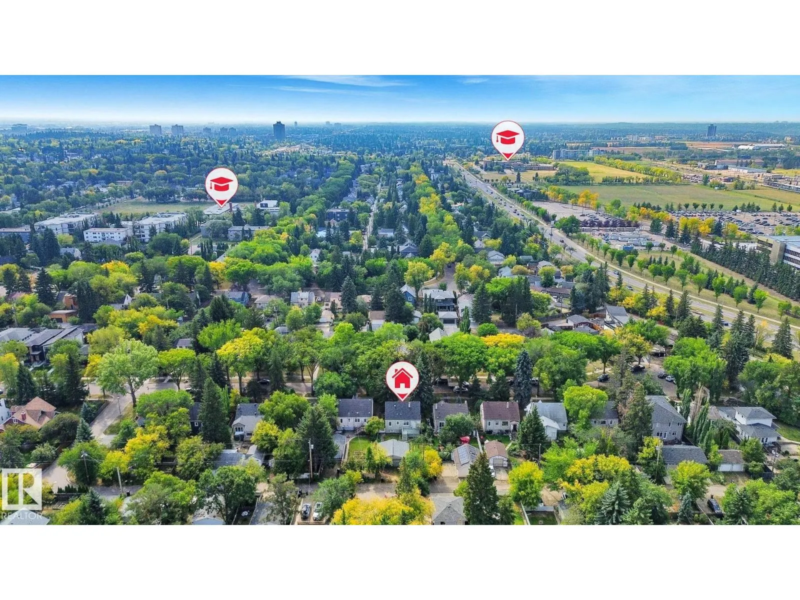 11222 71 AV NW