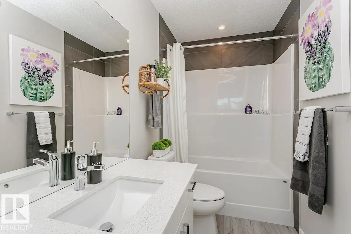 715 Cambrian BV W