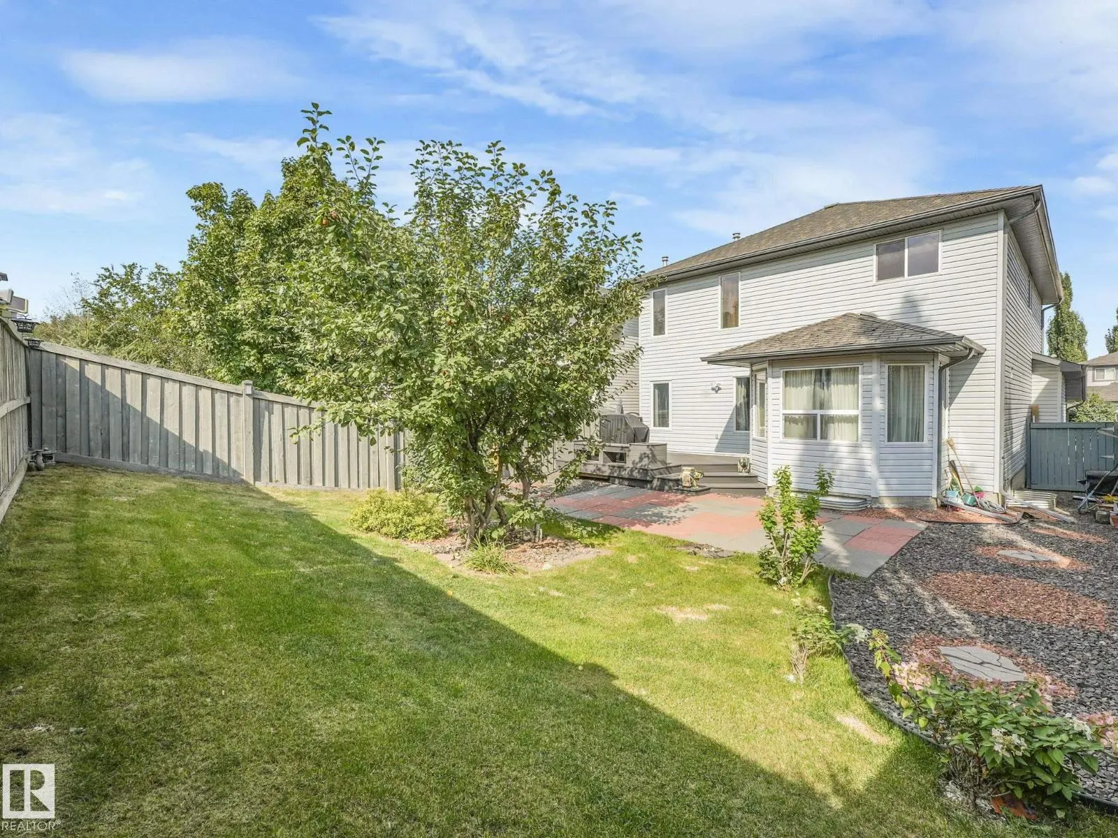 20115 46 AV NW