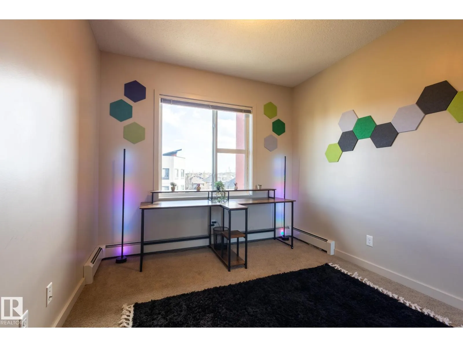 #403 320 AMBLESIDE LI SW