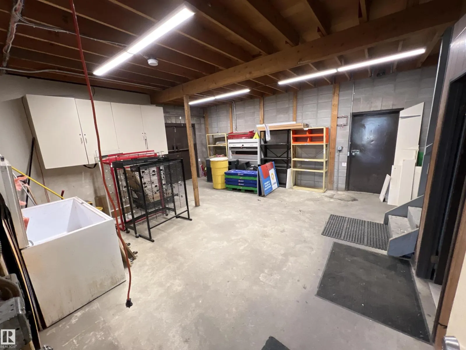 #104a 104 South AV