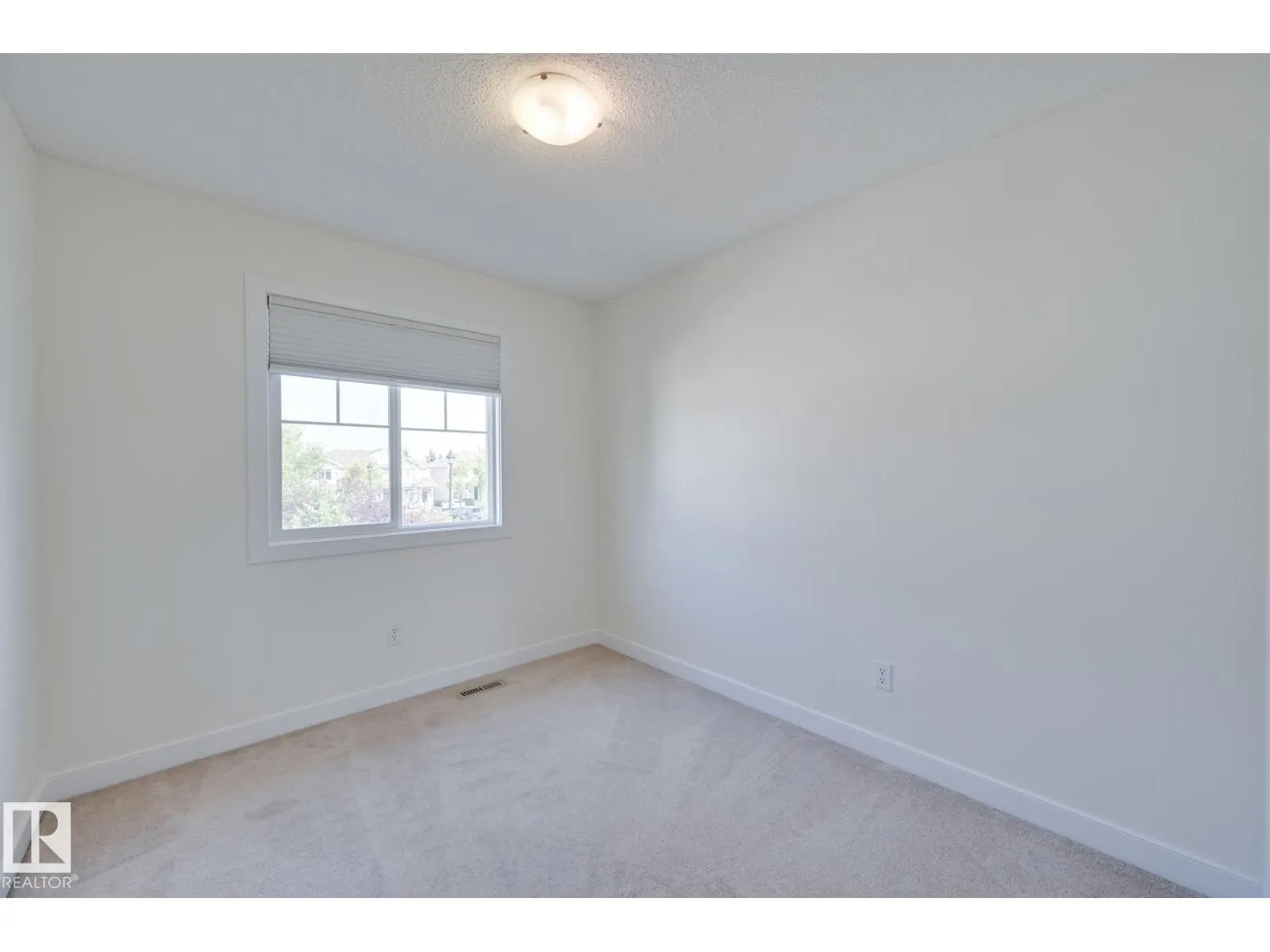 #38 6032 38 AV NW