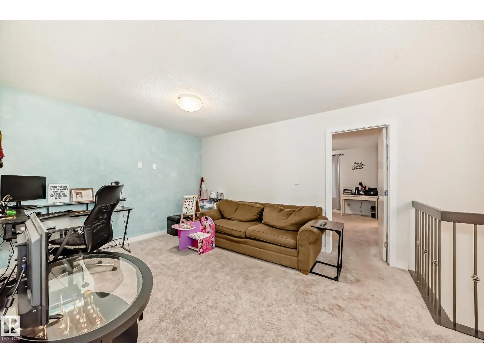 7430 CREIGHTON PL SW SW