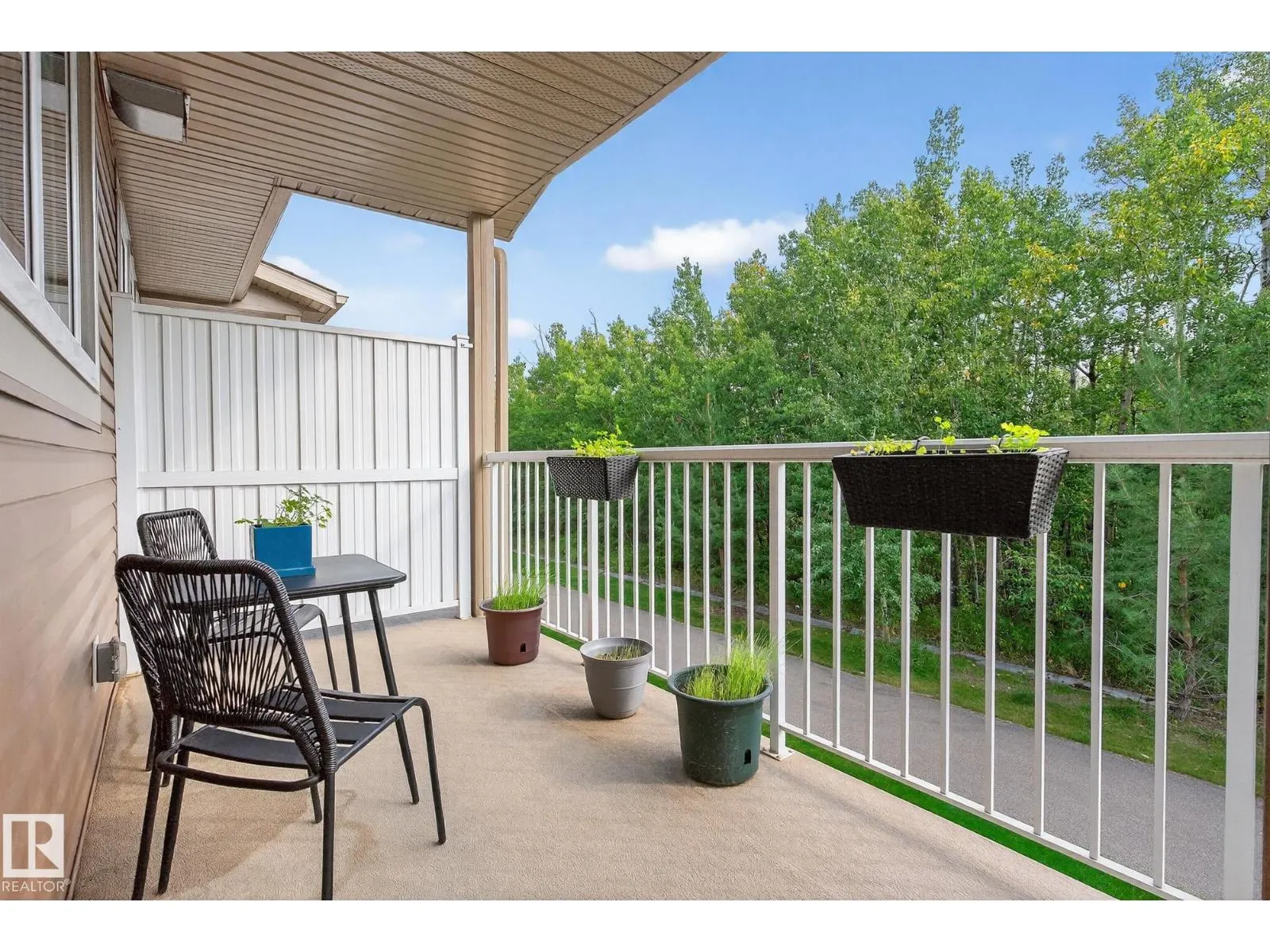#9 1051 GRAYDON HILL BV SW