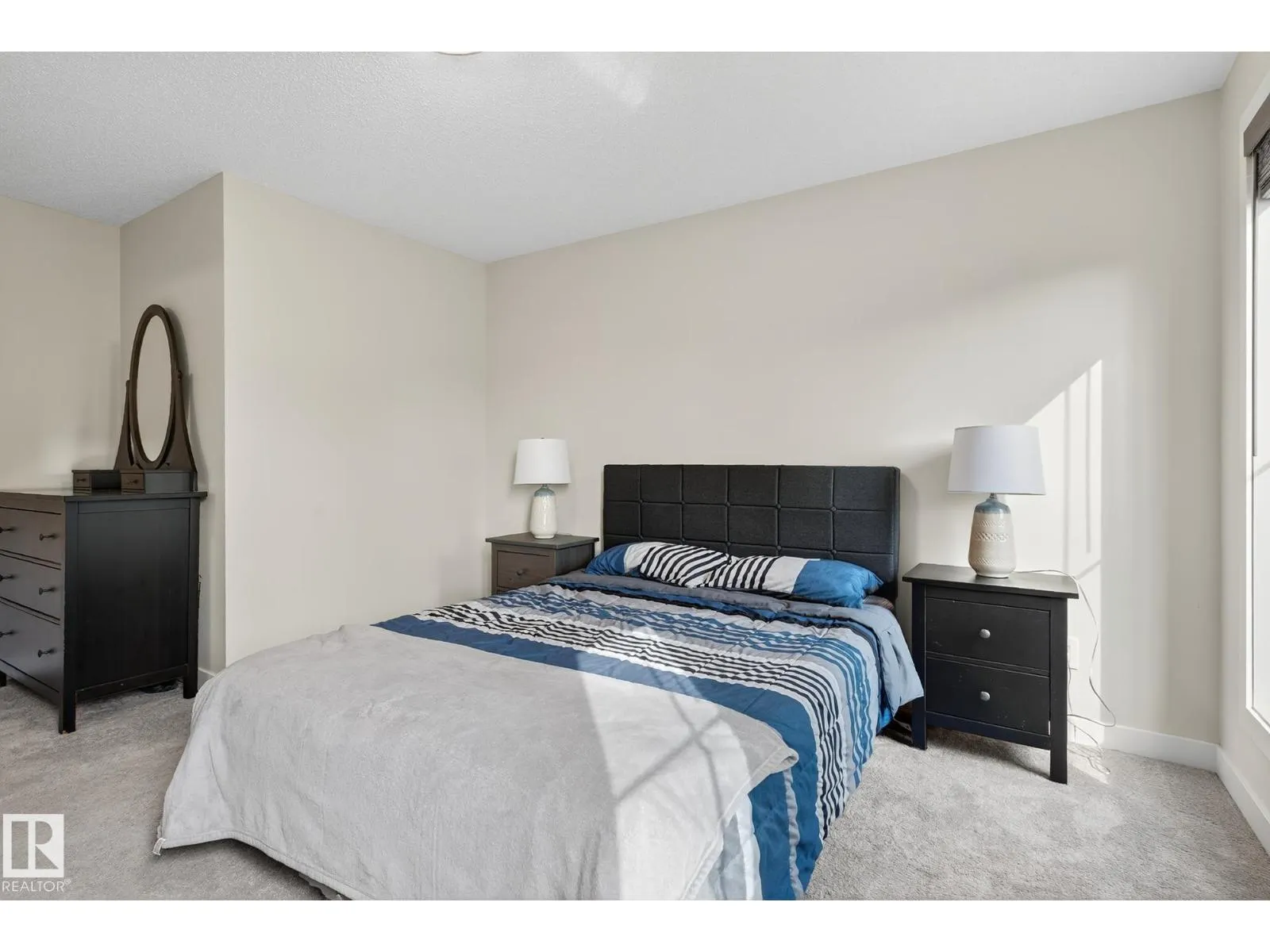#9 1051 GRAYDON HILL BV SW