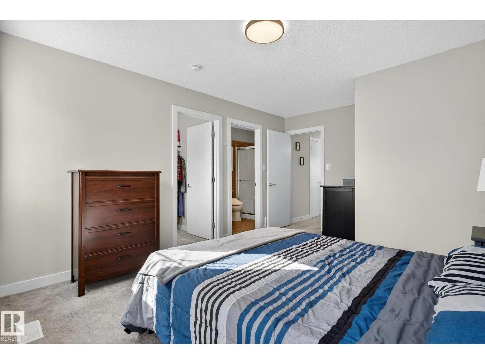 #9 1051 GRAYDON HILL BV SW