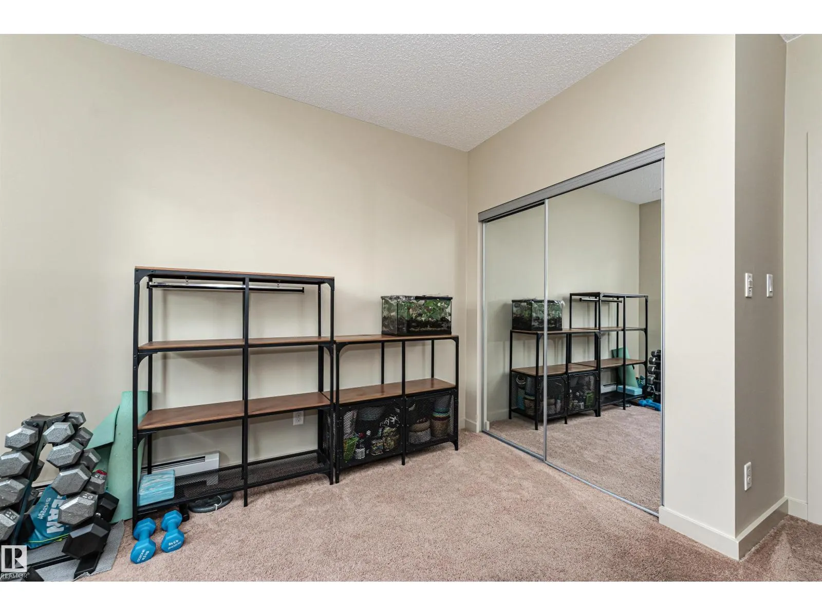 #225 503 Albany Way NW