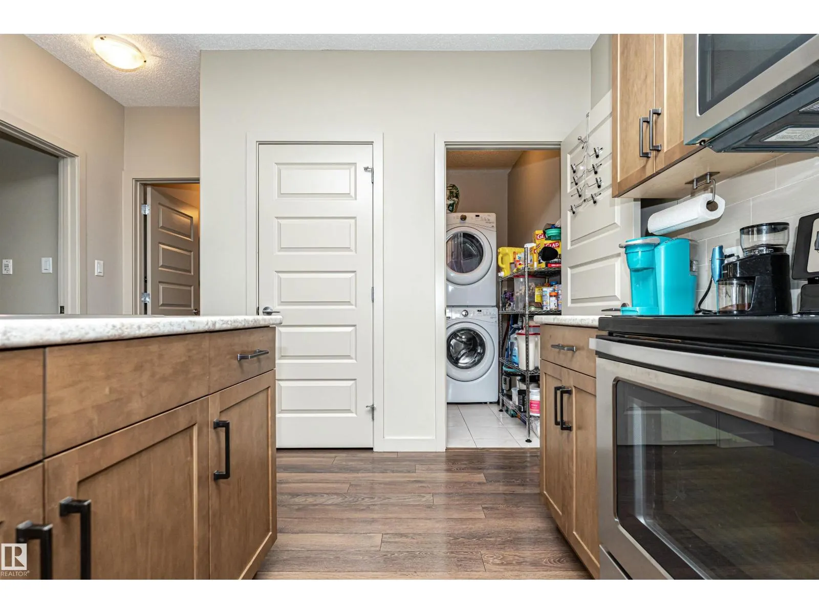 #225 503 Albany Way NW