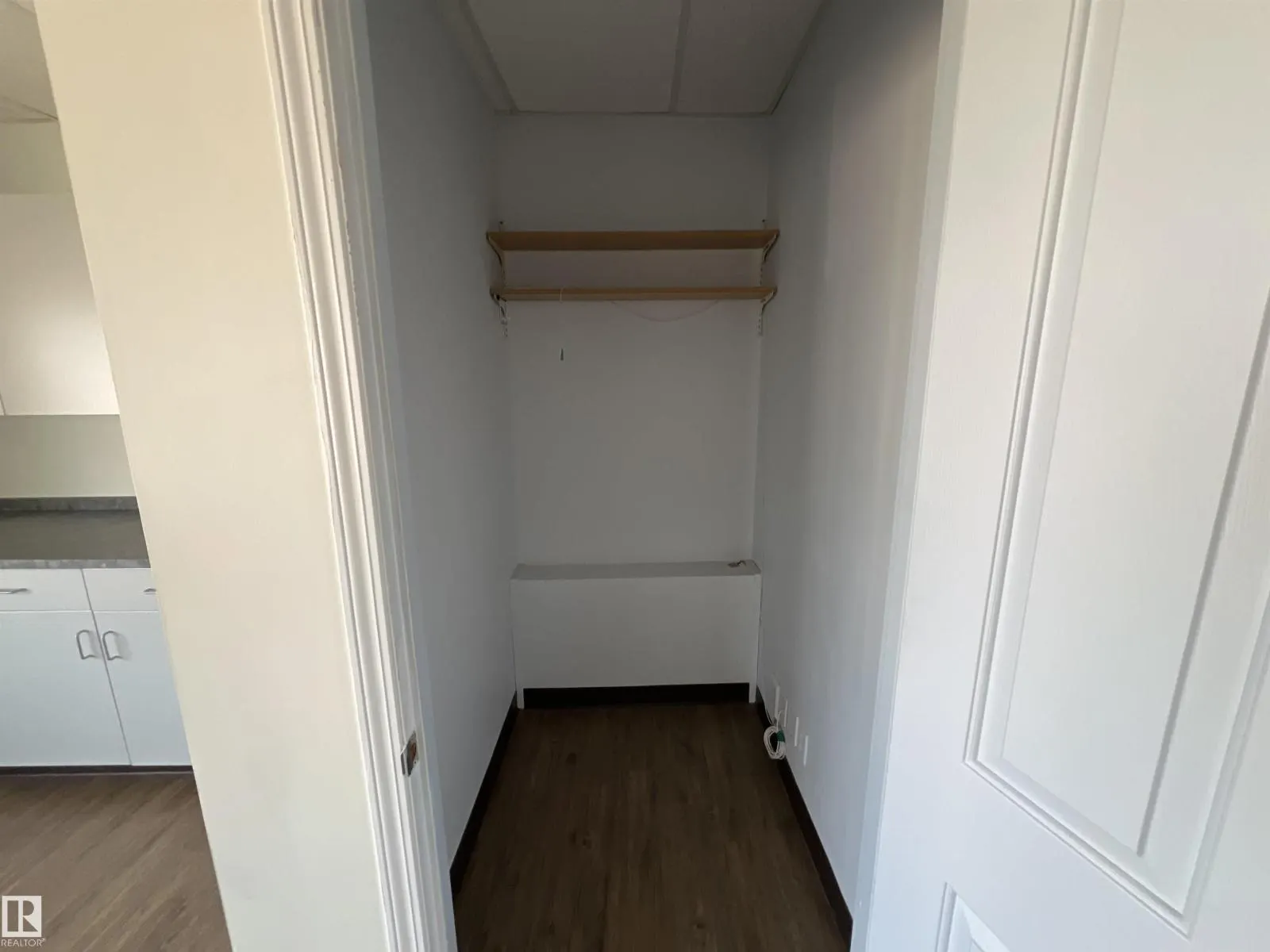 #5 104 South AV